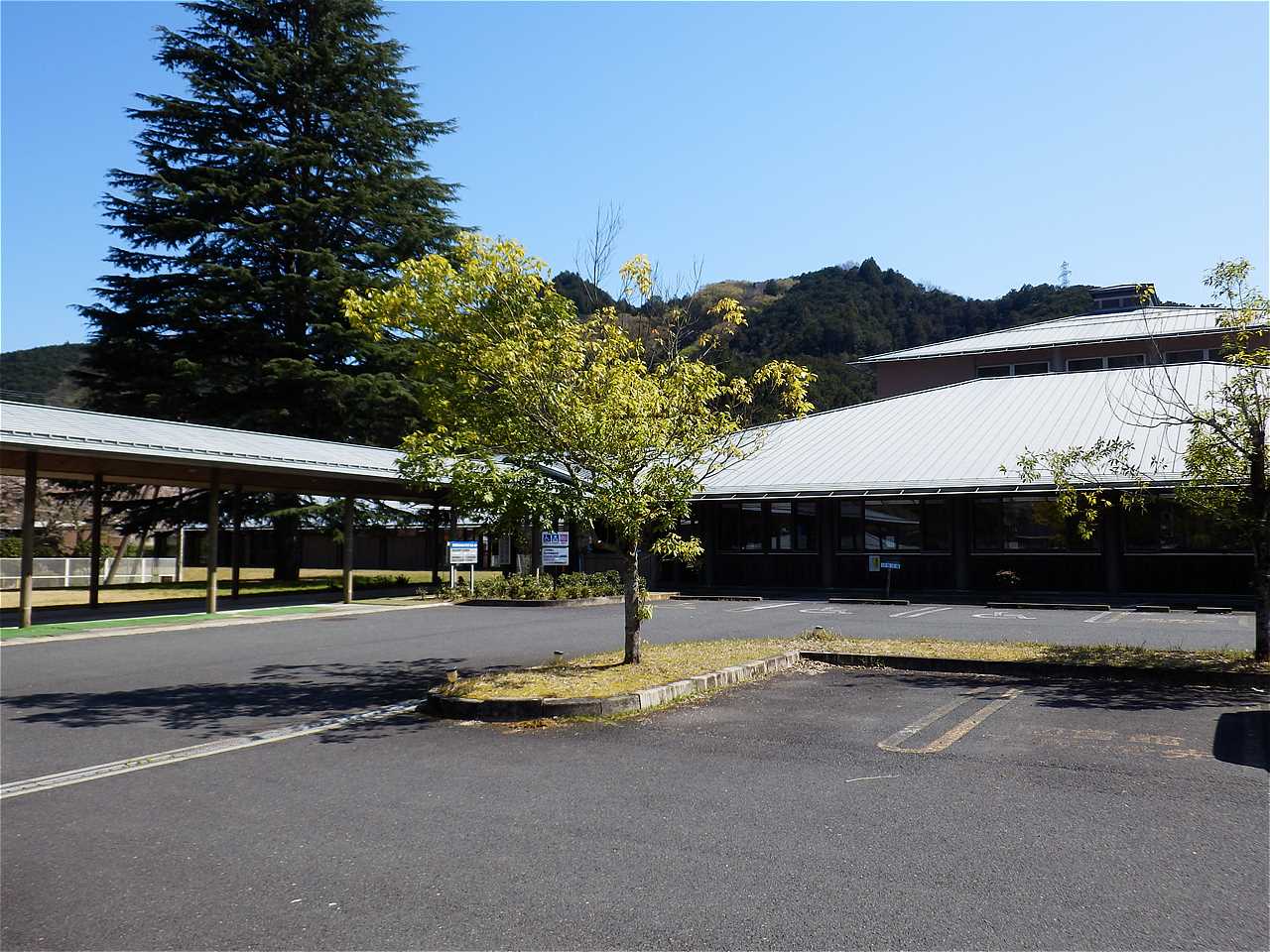 福知山市立図書館夜久野分館