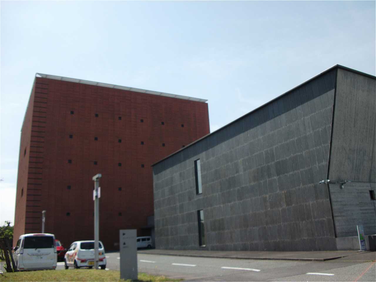 福井県立図書館